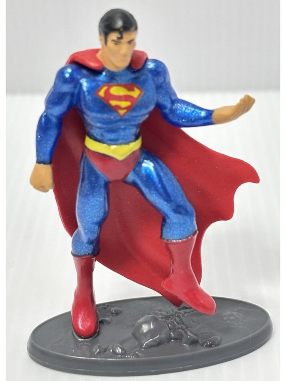 DC Comics Superman Action Figure - Classic Blue & Red Hero - 4" GUC with Base